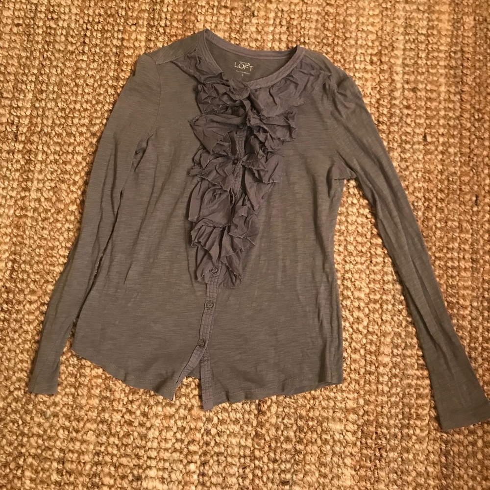 Lightweight ruffle cardigan